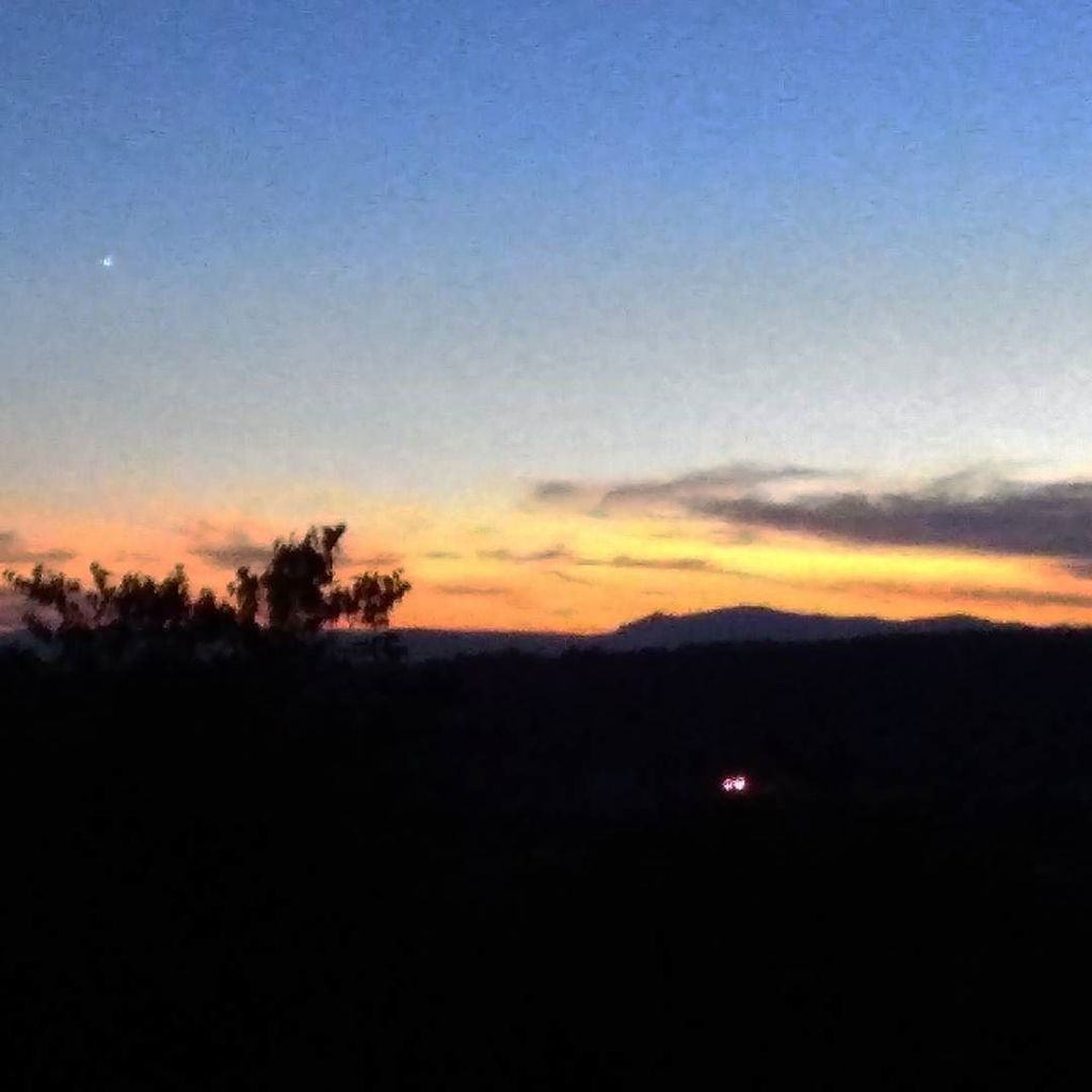 GermanDeJuana's tweet photo. #germandejuana #germandjuana #sunset #postadesol #nice #beautiful #beauty #cel #sky #canmi… https://t.co/qEKToNj8Jy https://t.co/E8axVj675y