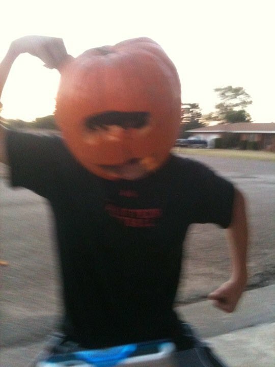 notjcann's tweet photo. October got me like #halloween #thetwinspumpkin https://t.co/GUqzs4zgV6