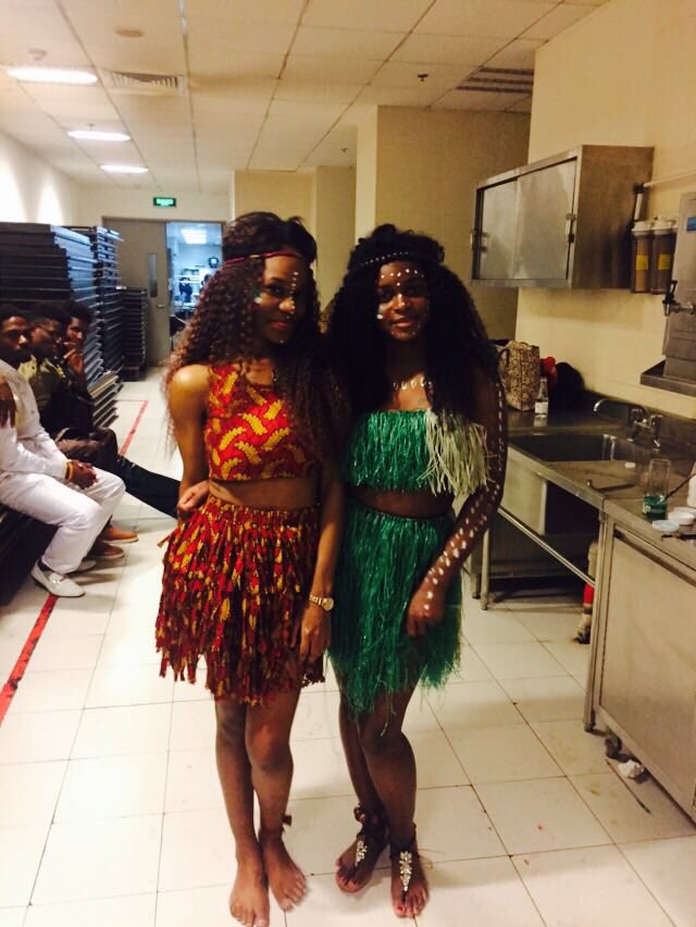 PrincessAbsurda's tweet image. Grupo Bituk Bibiem de Pekín 💜💙💚💛❤️💞