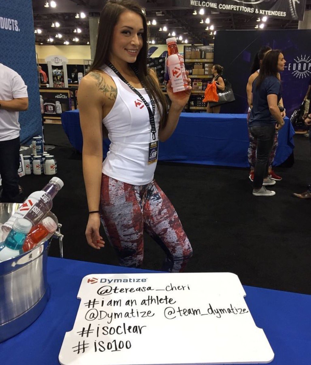 dymatize's tweet photo. #TeamDymatize rockin @EuropaGamesExpo Phoenix ! Come win some protein and sample the newest products at the killer new @dymatize booth! https://t.co/GF6mSbjLt5