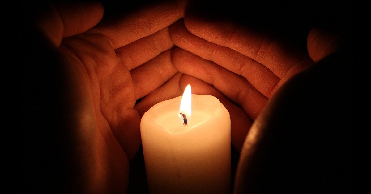 NCTcharity's tweet photo. Our thoughts are with all the parents who have suffered a loss of a baby #WaveofLight #babyloss https://t.co/WRruVxMCMR