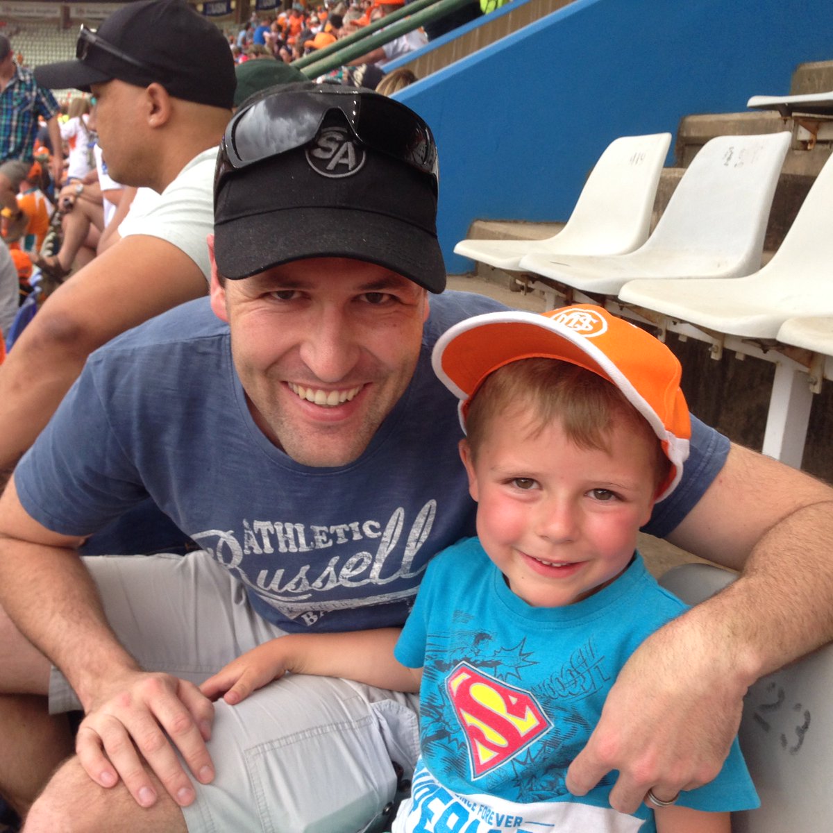 Die manne kyk rugby!! Cheethas!! #HiluxInYourHands