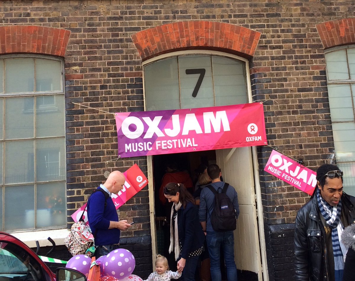 Under The Bridge is heaving! #oxjam #brighton