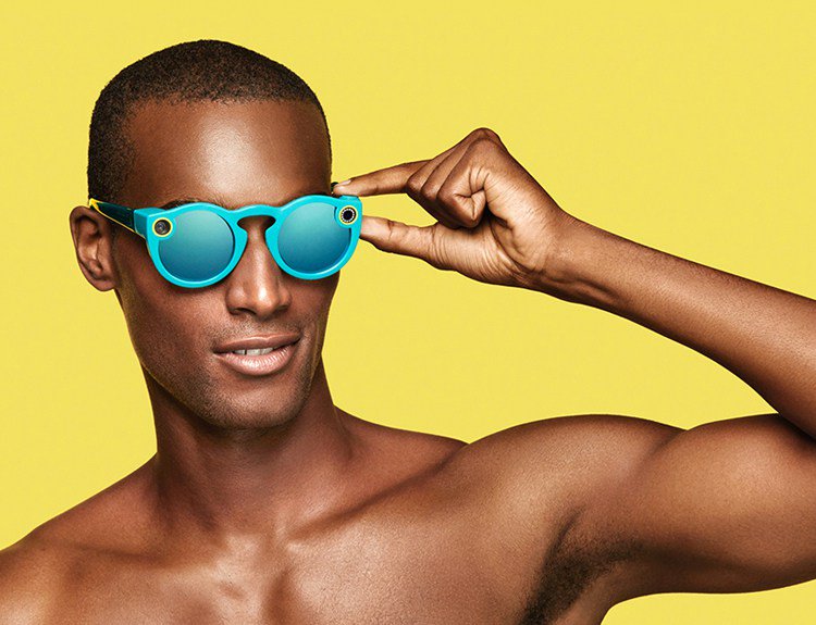 HomemModerno's tweet image. Spectacles: O Óculos do Snapchat homemmoderno.com/spectacles/