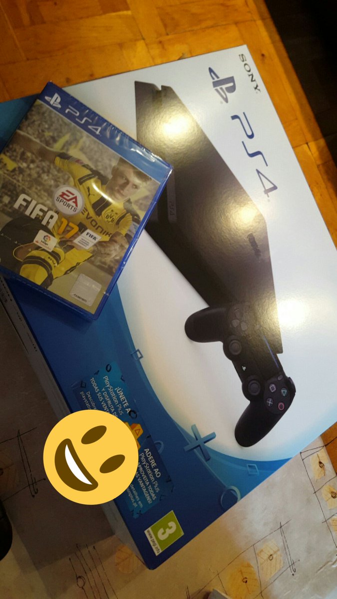 caba_fifa's tweet photo. Pues nada, ya la tenemos por aqui! #PS4 https://t.co/8zVwErWNX0