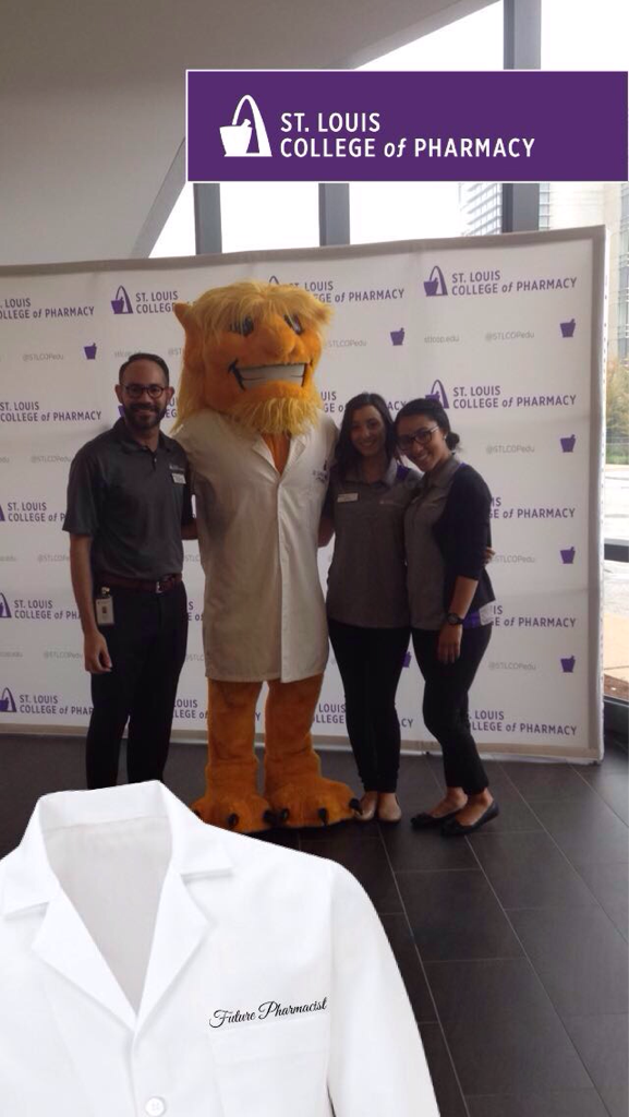 UHSPedu's tweet photo. Come get your photo with Morty the Eutectic and don't forget to check out our Snapchat filter! #VisitSTLCOP #STLCOP https://t.co/99OvnlkuTo