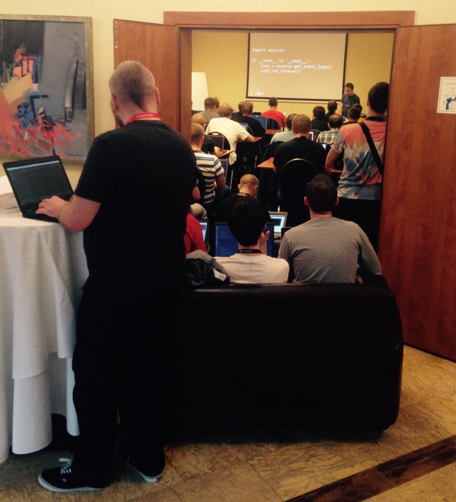 lumirbalhar's tweet image. Asyncio workshop is that full that people are standing outside the room. #pyconpl #PyConPL2016 #python #asyncio