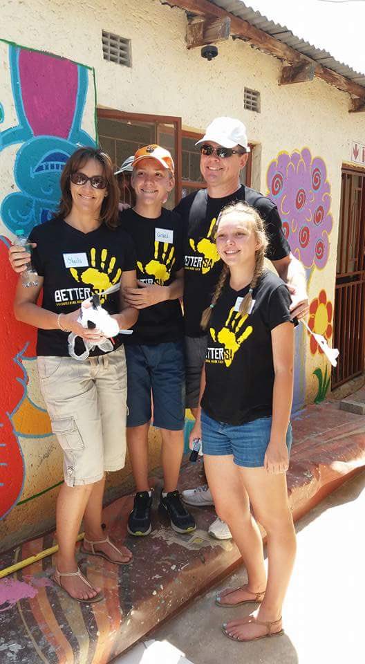 We love it when families volunteer together.