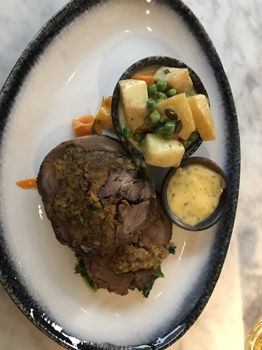 iJayB8's tweet photo. @BullittBelfast first day open! WAOOW outstanding service and food #Belfast #perfection 👌🏻 https://t.co/FXruhAFVqt