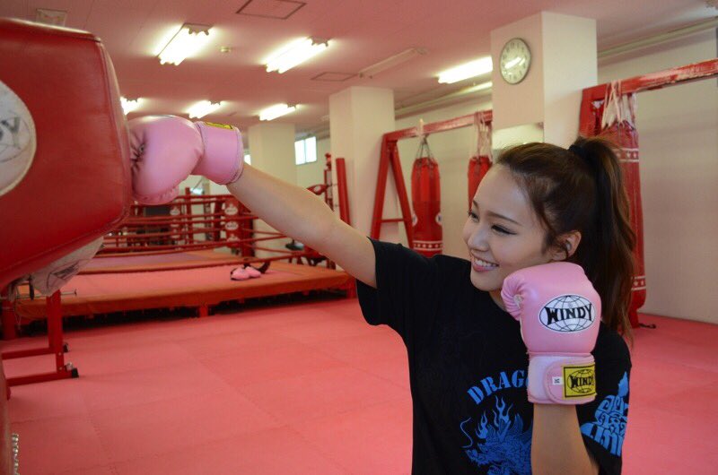 sendai_free's tweet photo. 昨日は144cm筋肉質17歳ねみっぷが…
キックボクシングをしてきました〜👏👏❤️

めっちゃ楽しかった…
中途半端な気持ちじゃないです。
とーーーーーーっても爽快😍

もう1回やりたい！！！！
1回じゃ物足りない！！！！ https://t.co/ZOH9EGaGSu
