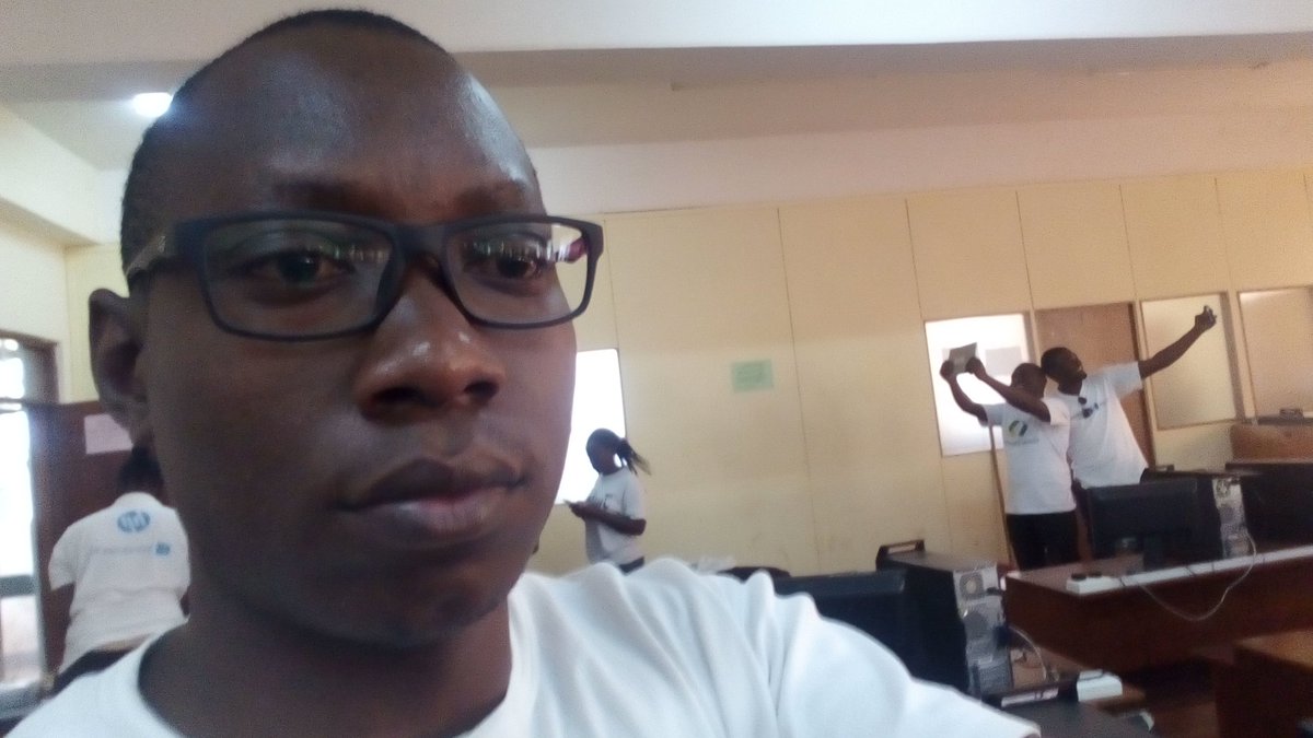 bryaux's tweet image. @manyu_shem @dominichez #GDGJKUAT #devstudyjam