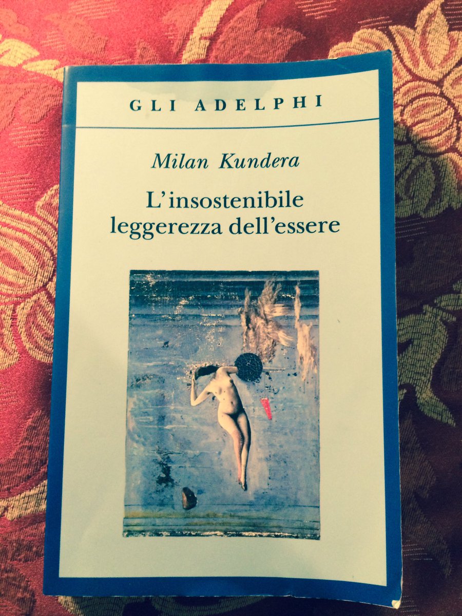 francyp75's tweet photo. L'amore è lotta. Milan Kundera, L'insostenibile leggerezza dell'essere #SocialBookDay https://t.co/OhNsLlvNXL
