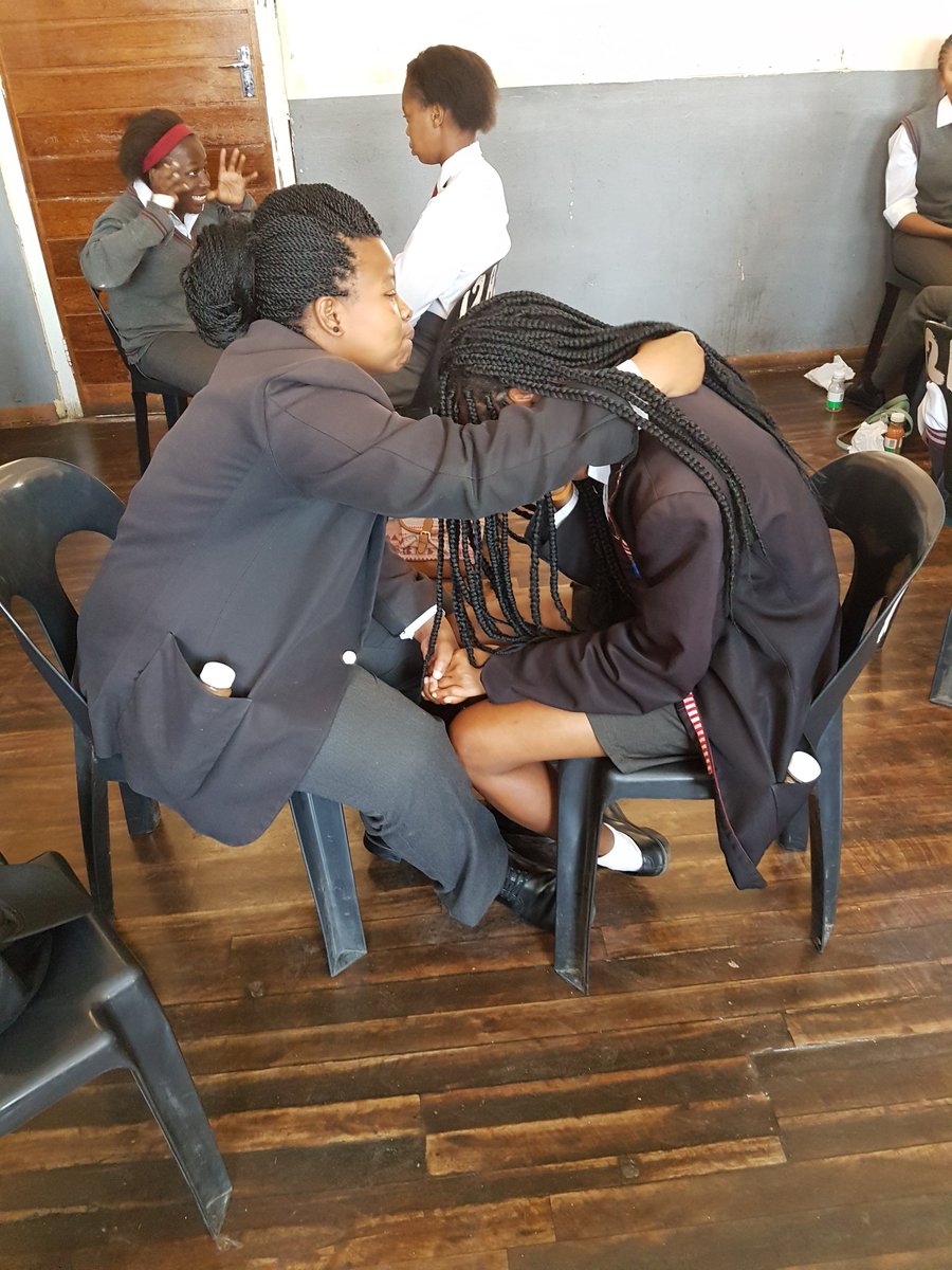 clairemawisa's tweet photo. spent my saturday with the fabulous girls from kenilworth senior secondary school! what a blast! #dowhatyoulove #codeteen https://t.co/fLMaaQUnaD