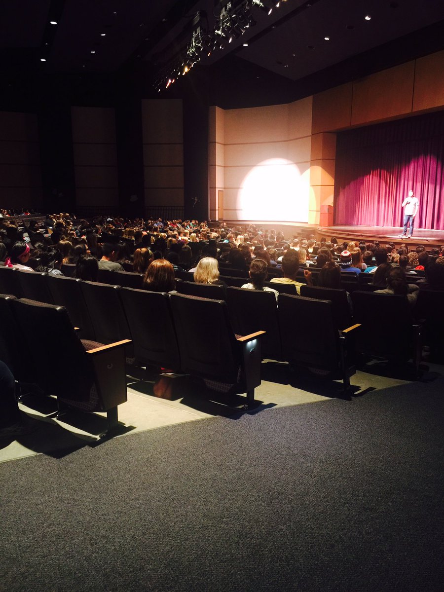 MsAddavi's tweet photo. D3 Fall Conference-great speaker! #WhereisStuco #d3fcanna @LCHS_Patriots https://t.co/jG7d3UZgwv