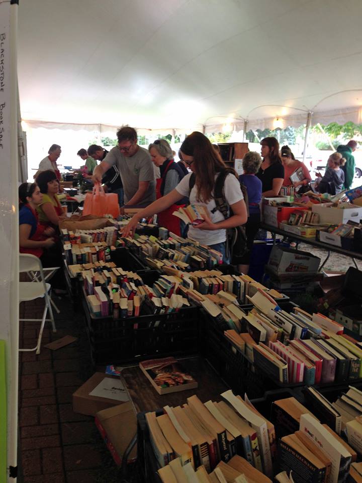 blackstonelib's tweet photo. Over 70,000 books to choose from! Blackstone Friends Annual Book Sale on the Branford Green today &amp; tomorrow: https://t.co/VSHUmSdEcn https://t.co/QPVirTTu8C