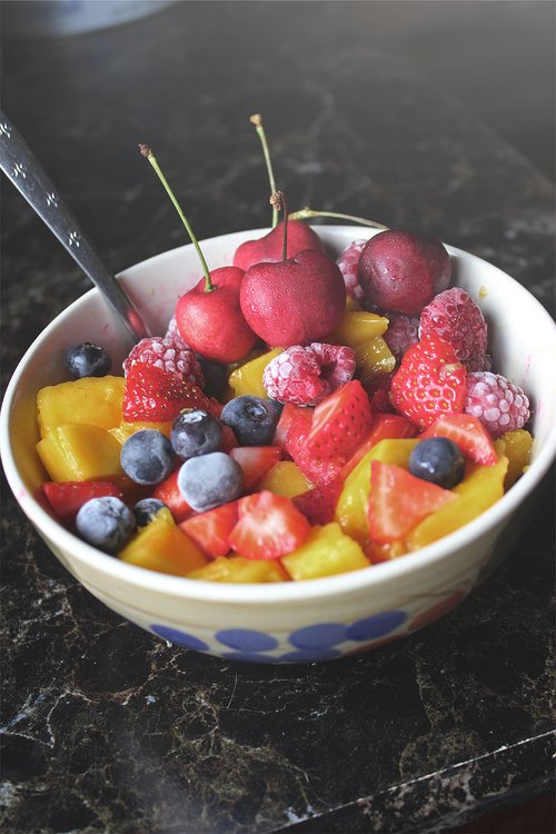 FitFlashApp's tweet image. Fruit salad.