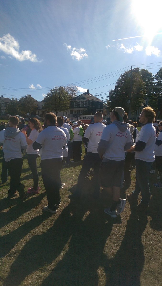 KJsparechange's tweet photo. At the #defeatALS walk with #TeamChez! In honor of all those loved ones who are impacted directly or indirectly https://t.co/HSODmo7BrH