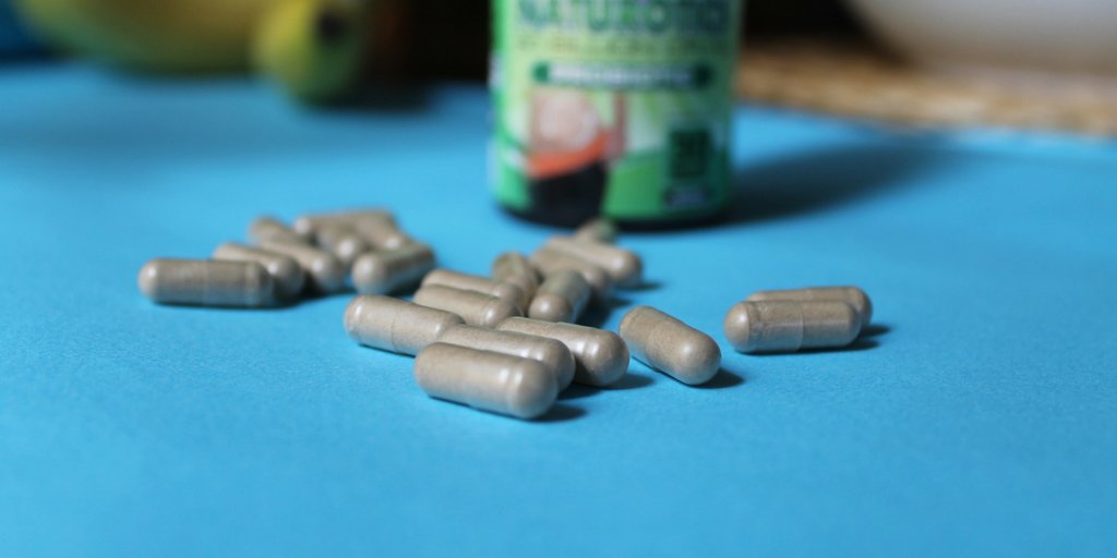 NaturoticsInfo's tweet photo. What are you doing for your gut health?
#naturotics #probiotics #healthy #weightloss #fitness #vital #life https://t.co/D0iHO28GG6