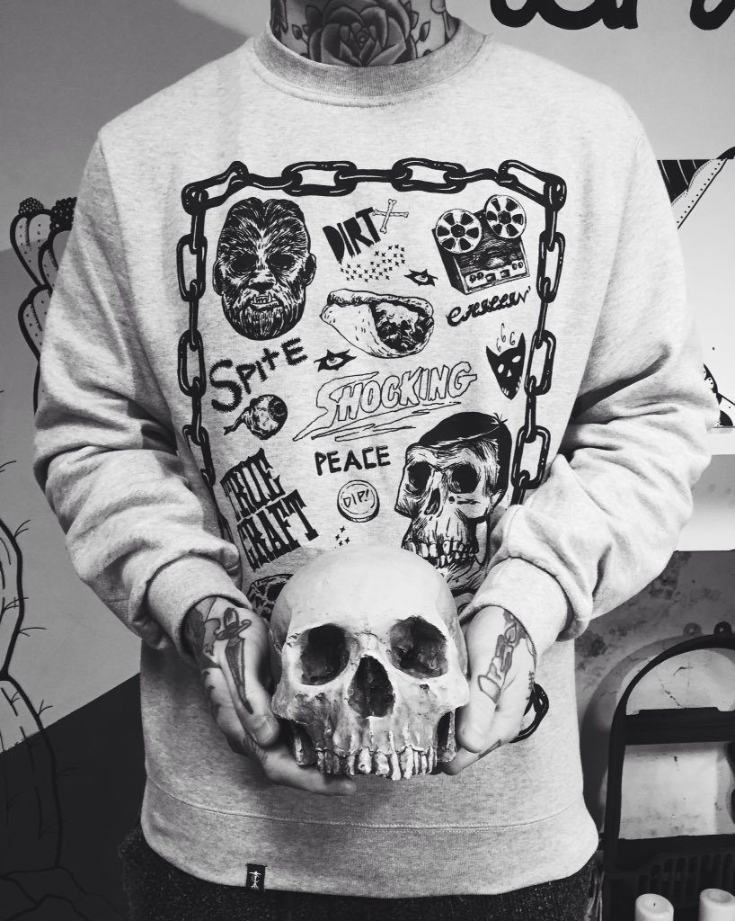 TrueCraft_TCA's tweet photo. https://t.co/zurKlswMf3 #skull #sweatshirt #tattoo #tattoos #truecraftapparel #glasgow #scottishbrands #illustration #blackwork #streetwear https://t.co/0OeWMhS4k7