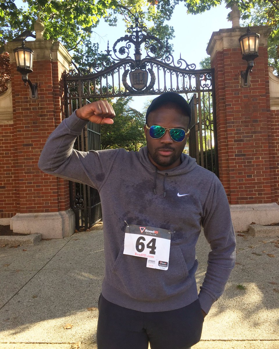 PrestonMitchum's tweet photo. OMG. OMG. OMG. OMG. OMG. I did it! Just completed my first 5K! I am so proud of myself! #TimeToCome 🏃🏾 https://t.co/8M3vvhMdU8