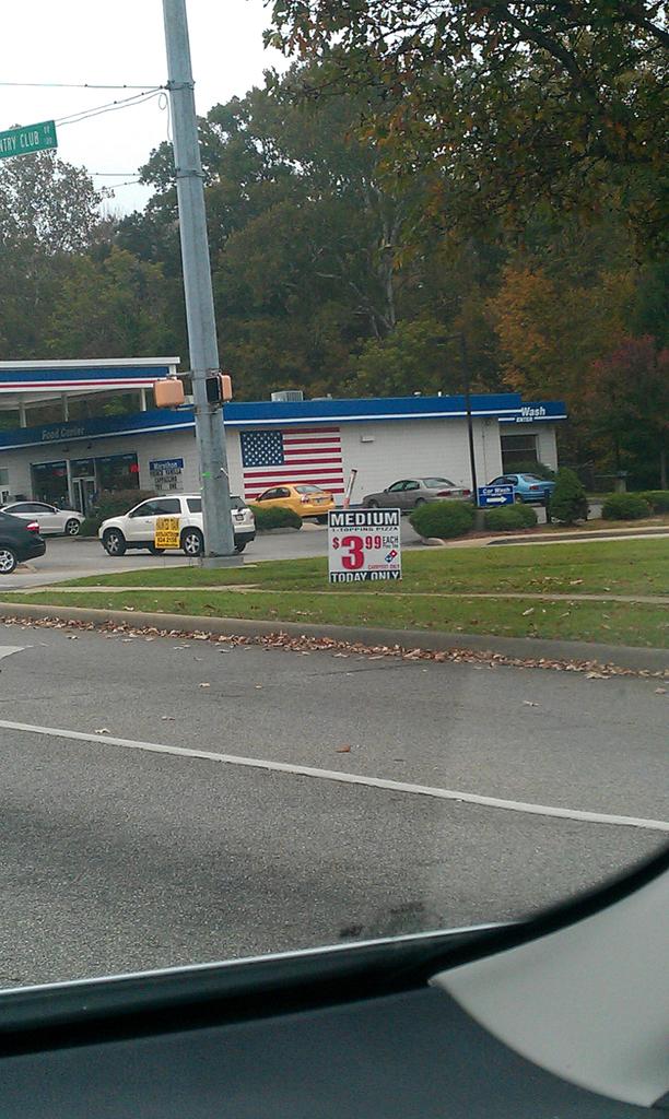 Good deal if you like #dominoes pizza!