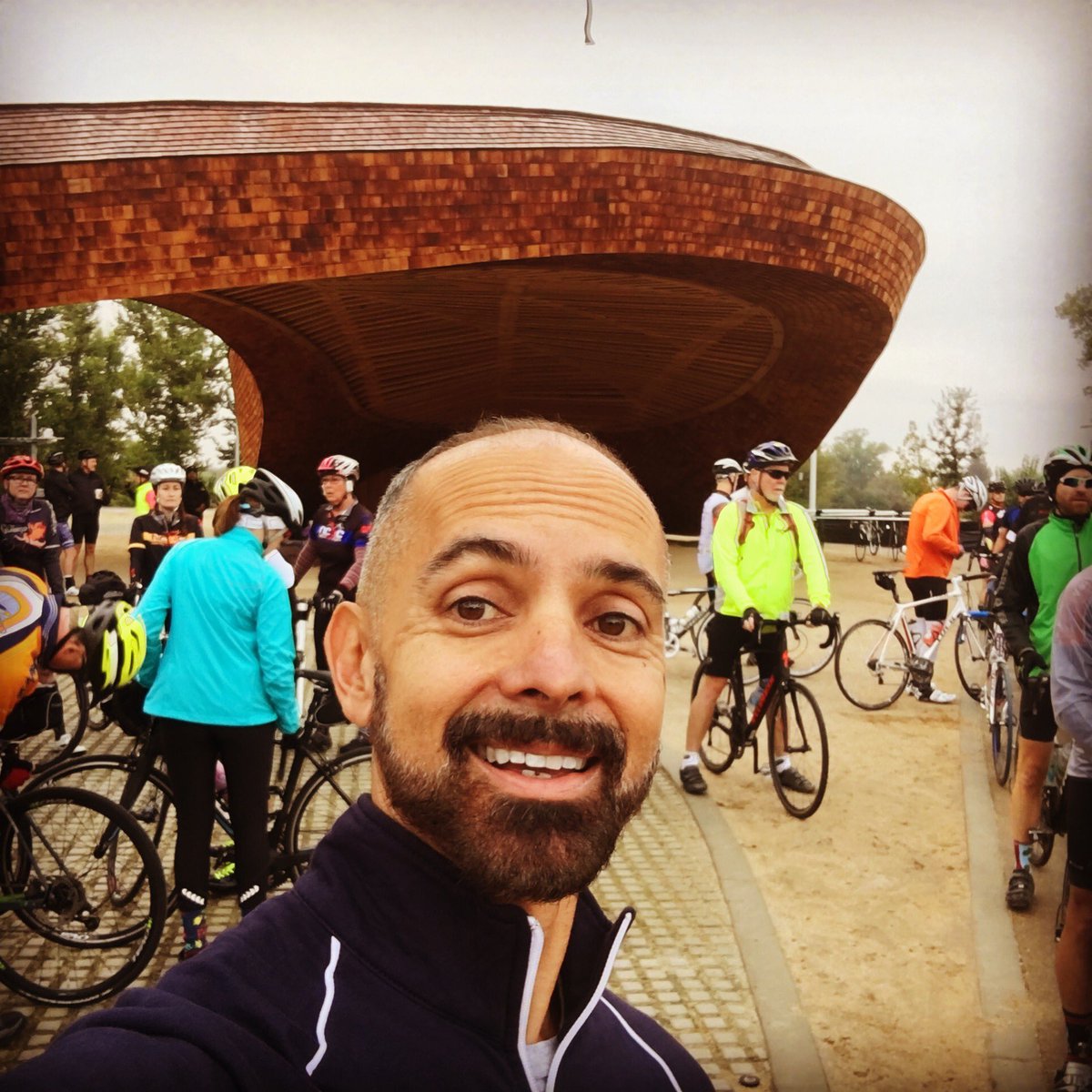 Cabaldon4CA's tweet image. Now the 60-milers are off &amp;amp; pedaling for @GearUpSac! Thanks for supporting @FutureReadyWS &amp;amp; @WayUpSac