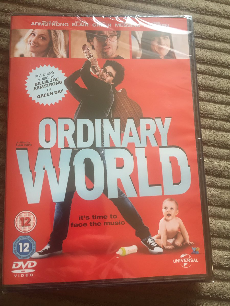 Jo3_gm's tweet photo. @BJAofficial @GreenDay I can't wait to watch this! 😆 https://t.co/mfVdfL13Xr