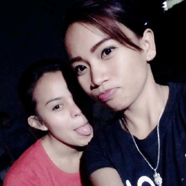 Come hangout with me on #BIGOLIVE. web.live.bigo.sg/2137985409_147…