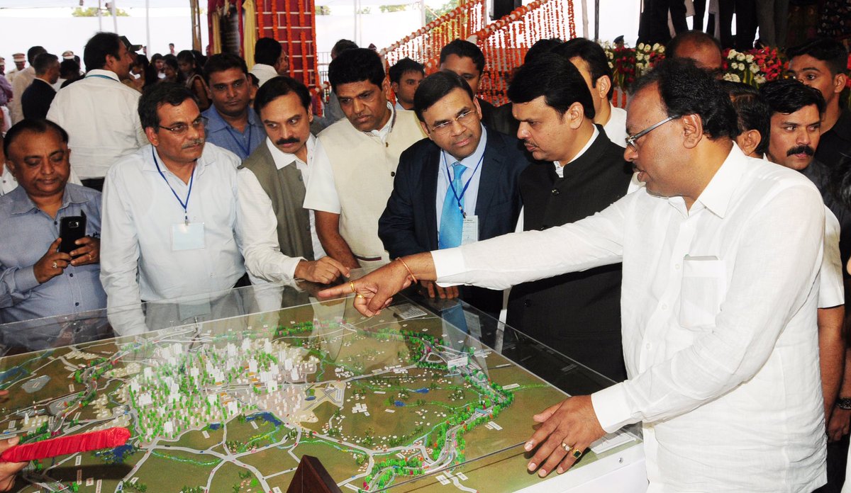 This includes 4 lane outer ring road for Nagpur city from Jamtha village to Fetri.
Total length: 33.5 km
Total cost: ₹ 531 crore