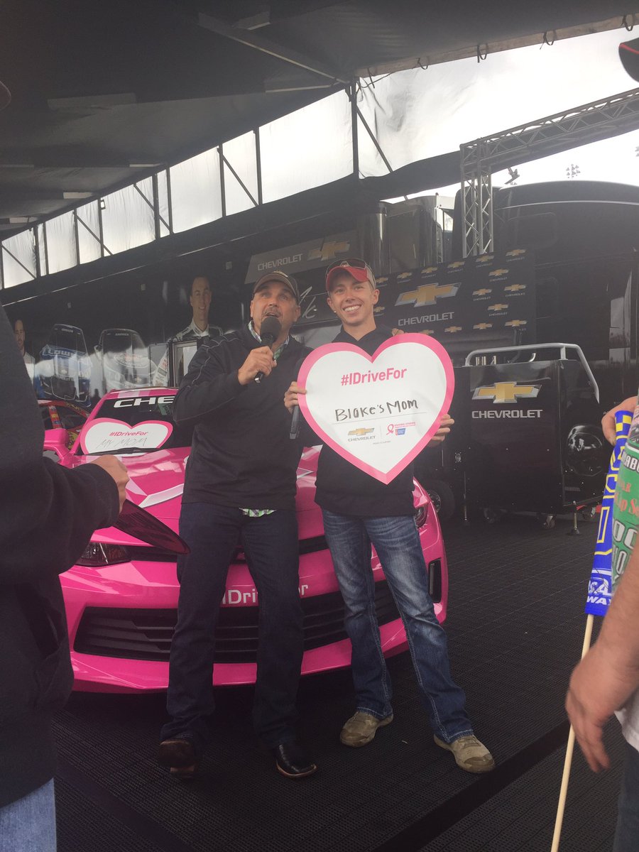 For every retweet <a href="/TeamChevy/">Chevrolet Racing</a> will give $5 to the <a href="/AmericanCancer/">American Cancer Society</a>! #IDriveFor <a href="/BlakeKochRacing/">Blake Koch</a>'s Mom!