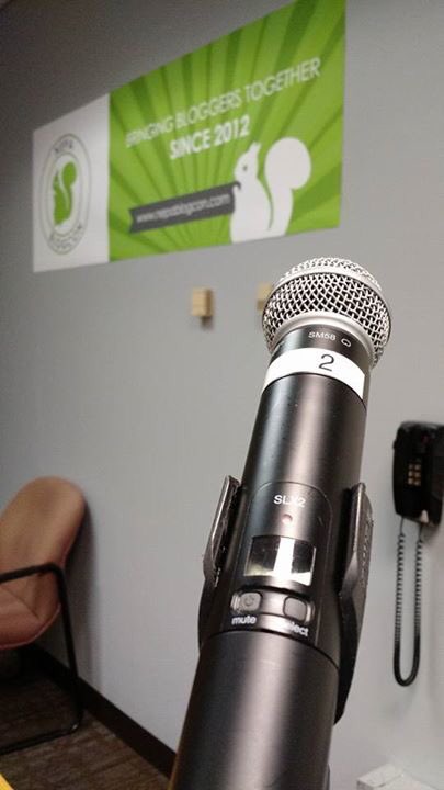 JenniferMyersCC's tweet image. camera-shy? record 3 takes &amp;amp; pick the best one. It takes the pressure off. Great top from @InnerChildFun #nepablogcon #onlinemarketing