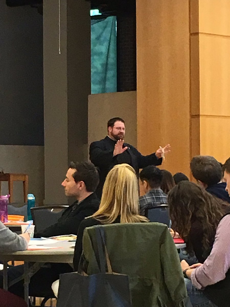 qsilva's tweet photo. Kick'n it with a great team. #conferencefortheengaged @arlingtonchurch https://t.co/EPmNJIIMTv