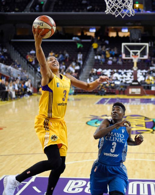 JEFFFOXTHEHOST's tweet photo. So @WNBA you still think @Candace_Parker not first or second team ? She is a beast !! @LA_Sparks @MagicJohnson #OneMoWin #fox https://t.co/e9DWLh63XL