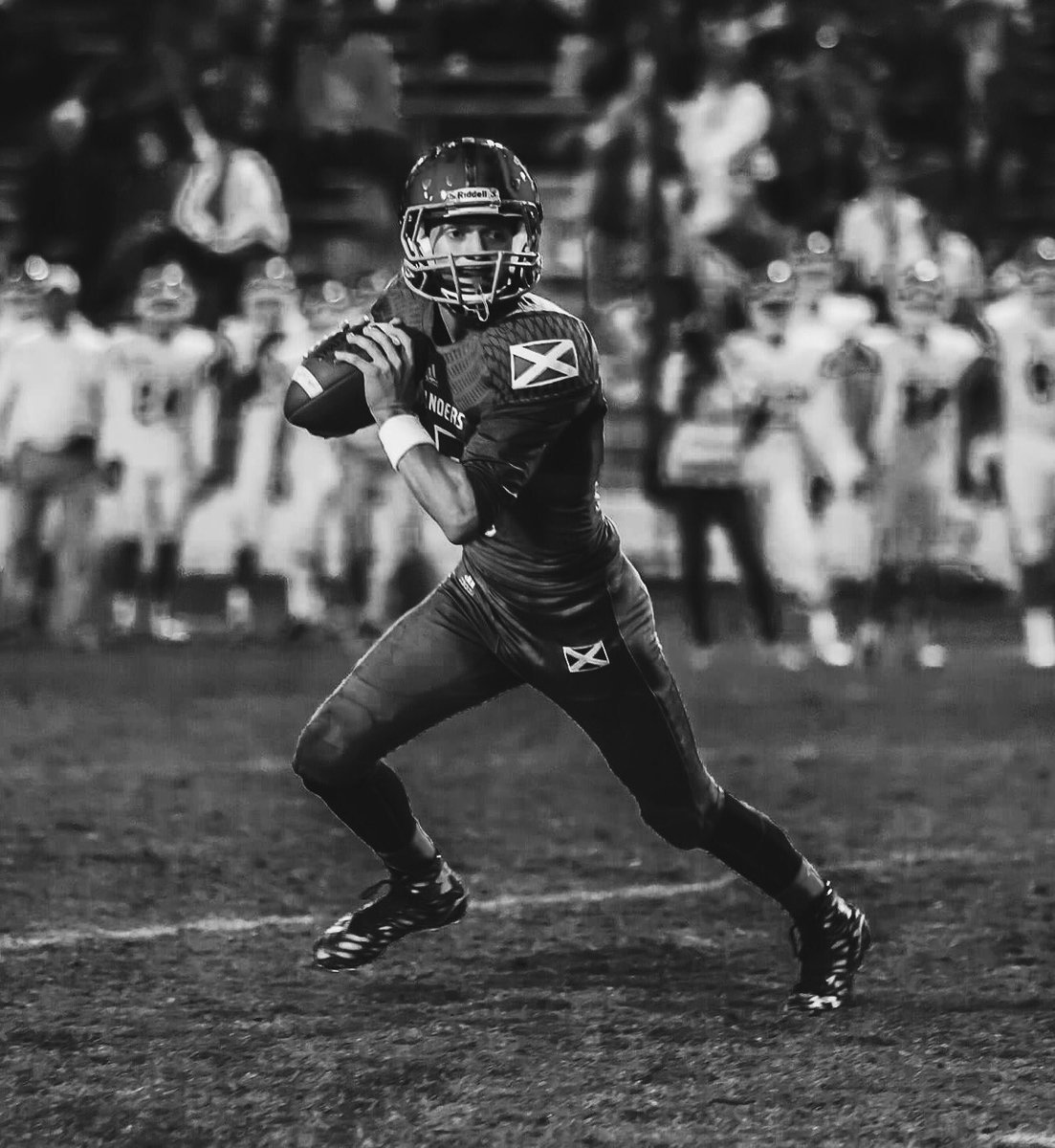 _floop15's tweet photo. Beyond blessed to be a part of this squad with my brothers 🔥🏆🏈 https://t.co/9364FiDQN7