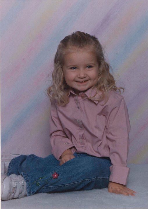 Parlin5's tweet photo. @callieparlin is 17 today! Can't believe it! You are a true gift and we are so proud of you! Happy bday! https://t.co/LOK3SMc0oY
