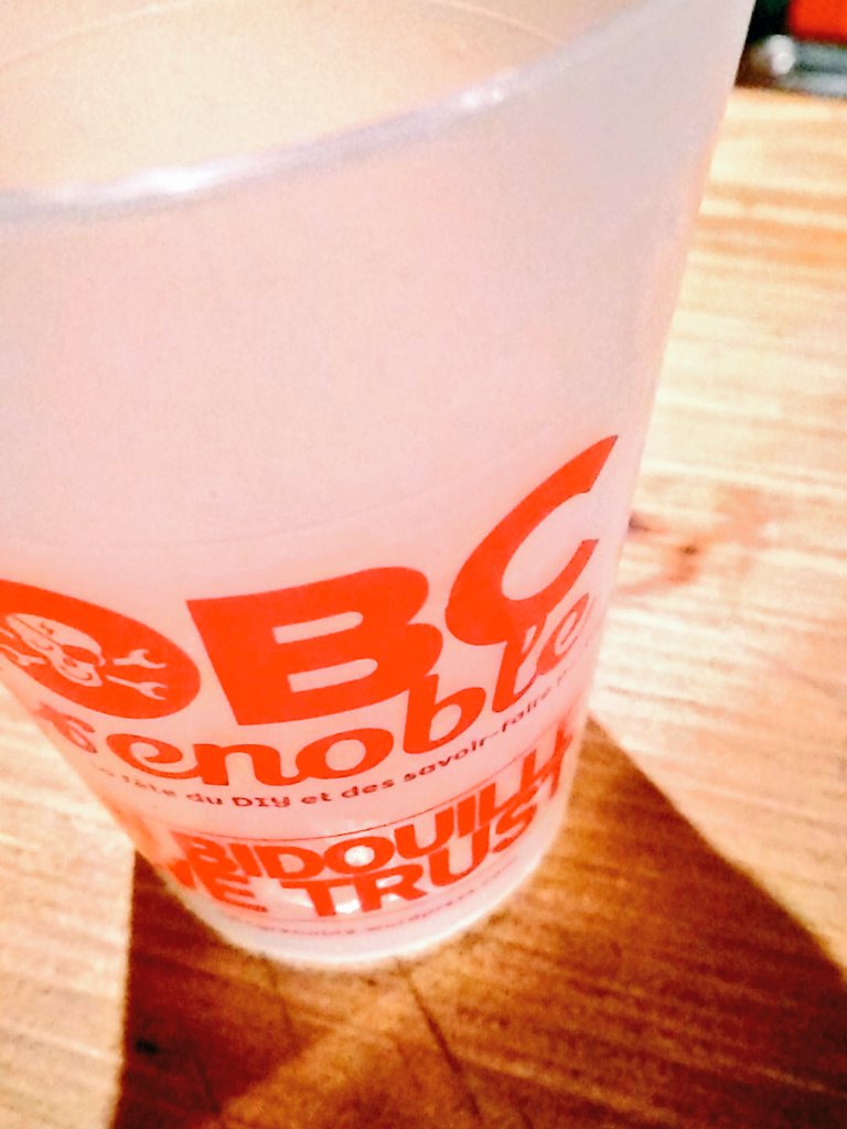 obcgrenoble's tweet image. Le verre est vide. Fin de cette belle deuxième édition #OBCgre ! Merci à toutes les assos !