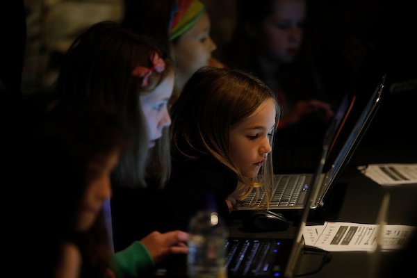 CoderGirlsRock's tweet image. Learning on a Saturday can be super interesting when it&apos;s web design with @coderdojogirls &amp;amp; @gitlab at #CoderGirlHackDay. #girlsintech