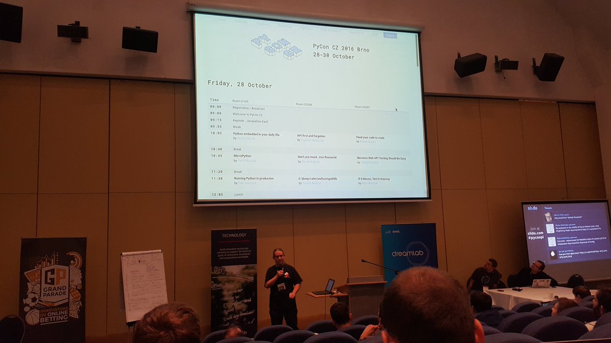 pskamruk's tweet image. Great intro in lt about Pycon Cz #PyConPL2016 #Python