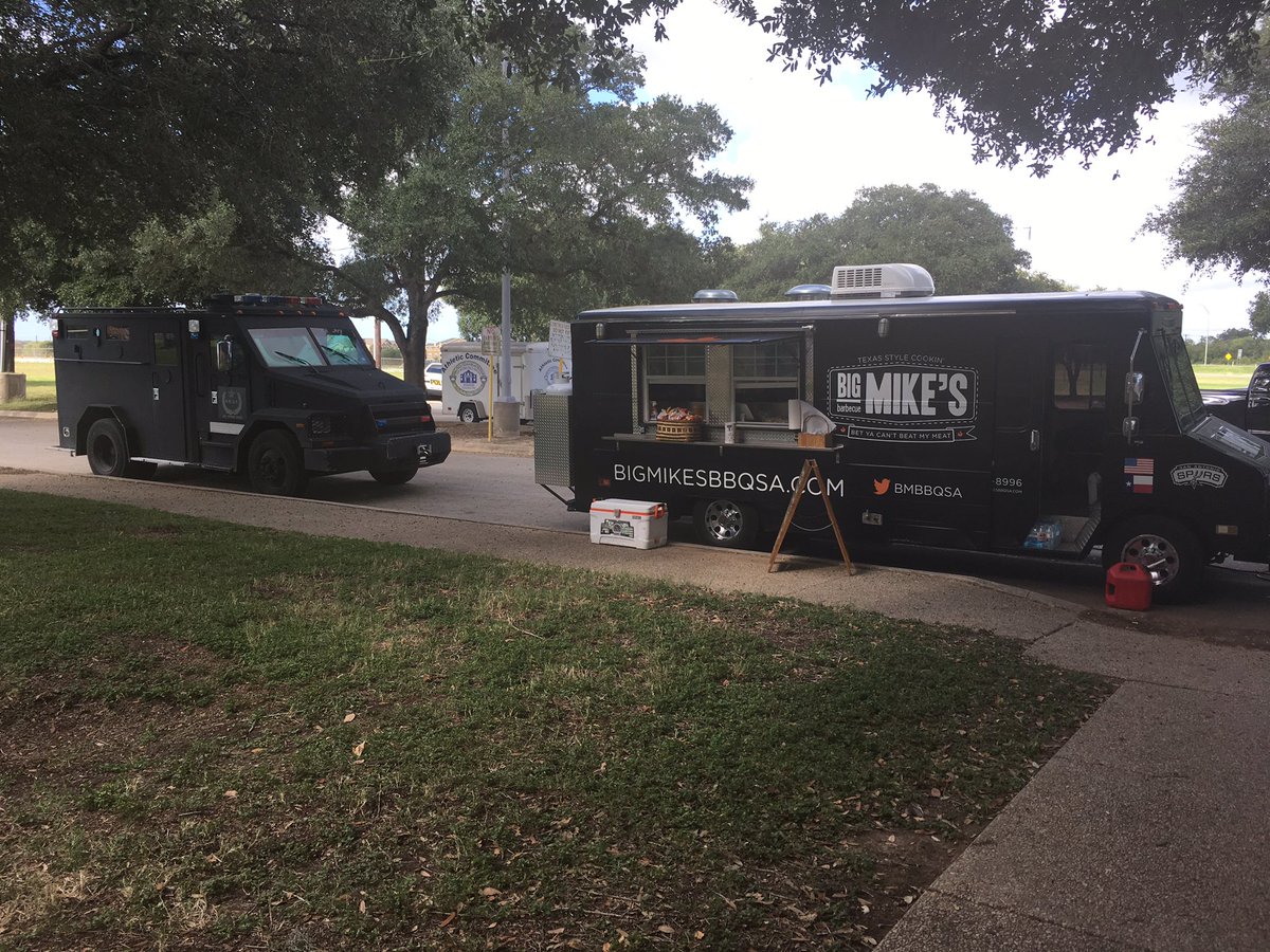 BIG MIKE'S BBQ tweet media