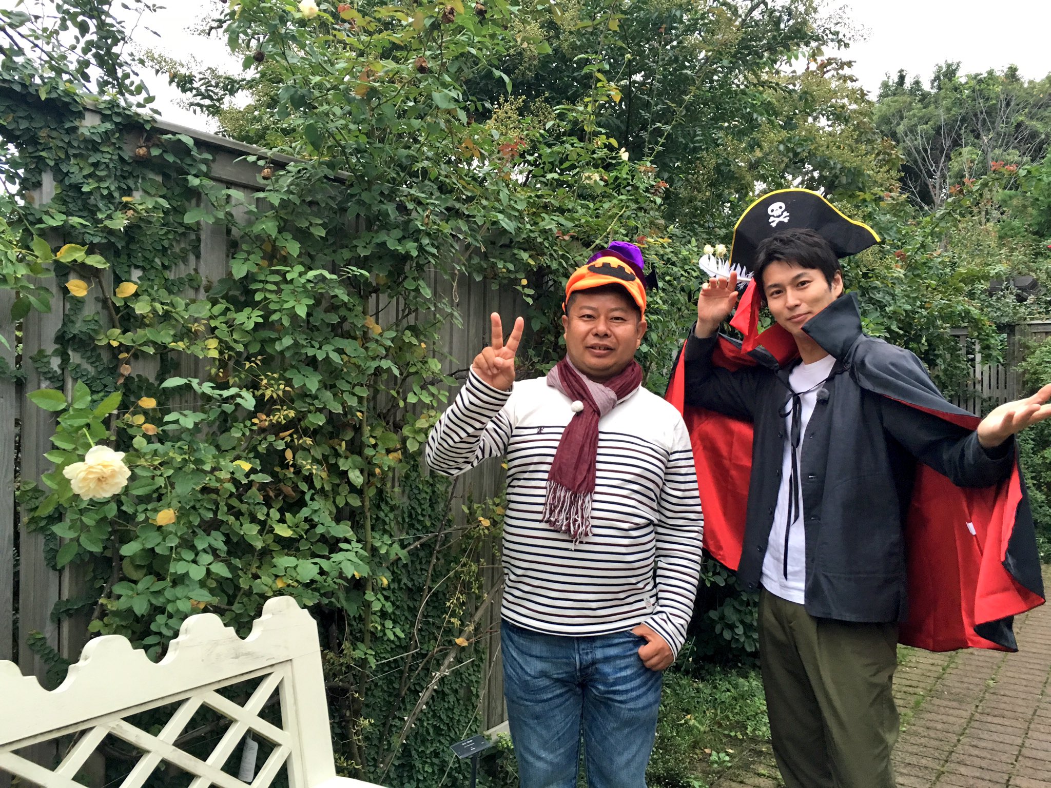 三上真史 秋バラの季節がやってきました 今日の朝8時半からのnhk Eテレ 趣味の園芸 は秋バラ 講師は横浜イングリッシュガーデンの河合伸志さんです 趣味の園芸 Shumien T Co Ktrfpp7rc9 Twitter