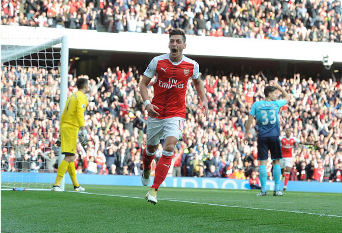 M10's tweet photo. Not an easy match today. But level on points with @premierleague P1 and our sixth win in a row. 👍🔥⚽ #AFCvSCFC #COYG #Gunners @Arsenal https://t.co/yfy37l8MPv