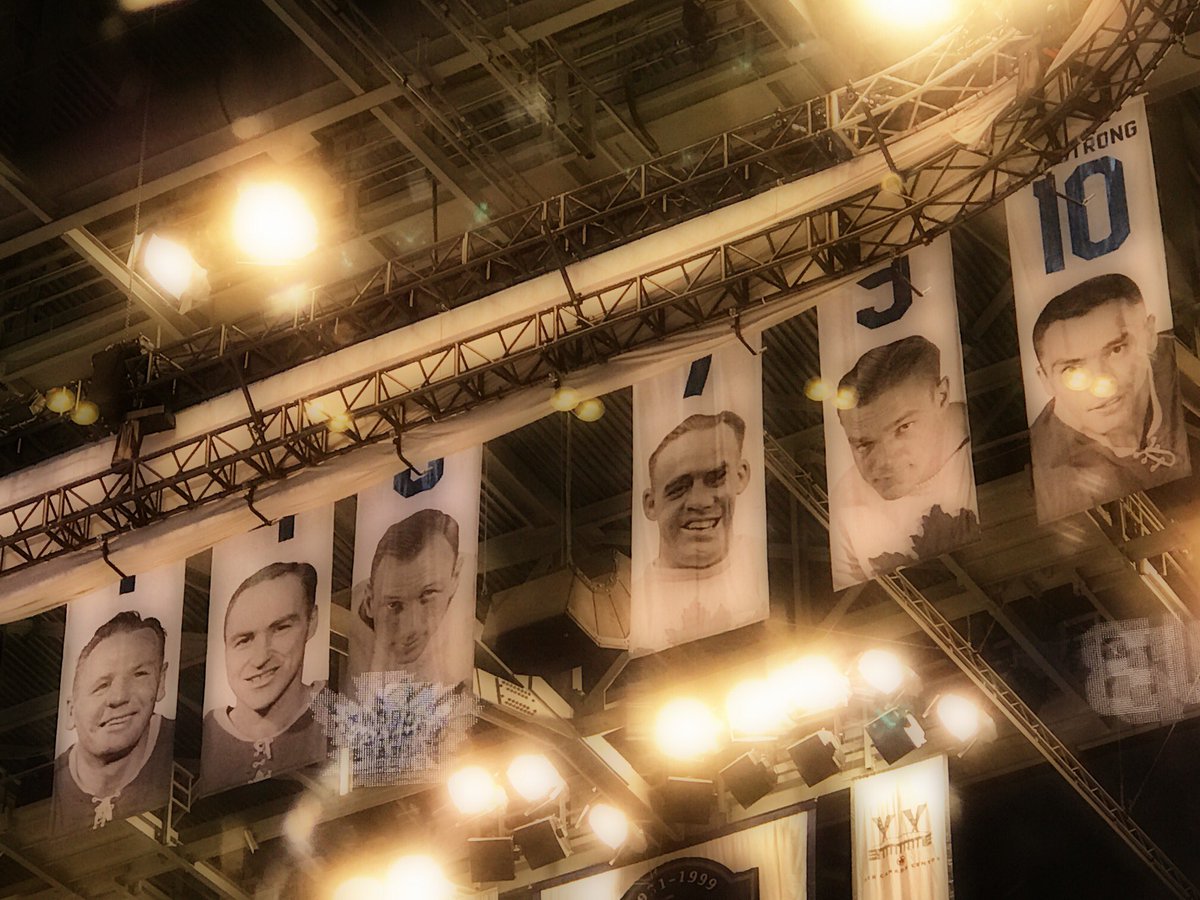 maple leafs retired numbers