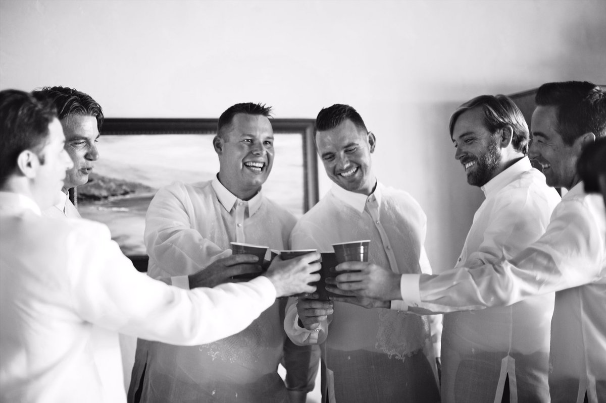 FFTS_Maui's tweet photo. Cheers to the weekend! 📸 @AnnaKimPhoto  #cheers #groomsmen #groom #weekend https://t.co/Kf9PpsR0ky