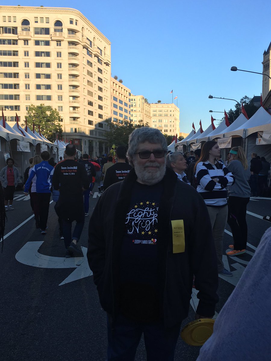 PaulaHyden1's tweet photo. #walk4LLS #LightTheNight #LightTheNightDC #thankstoallourdonors #TeamBabBerg https://t.co/R3rw2sGiof