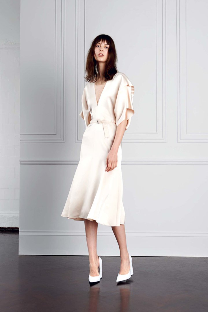 VB_collections's tweet photo. #VB_Collections New collection #VBPreSS17 #VictoriaBeckham
// RTW spring 2017 collection // @victoriabeckham https://t.co/p5nbnnarhS