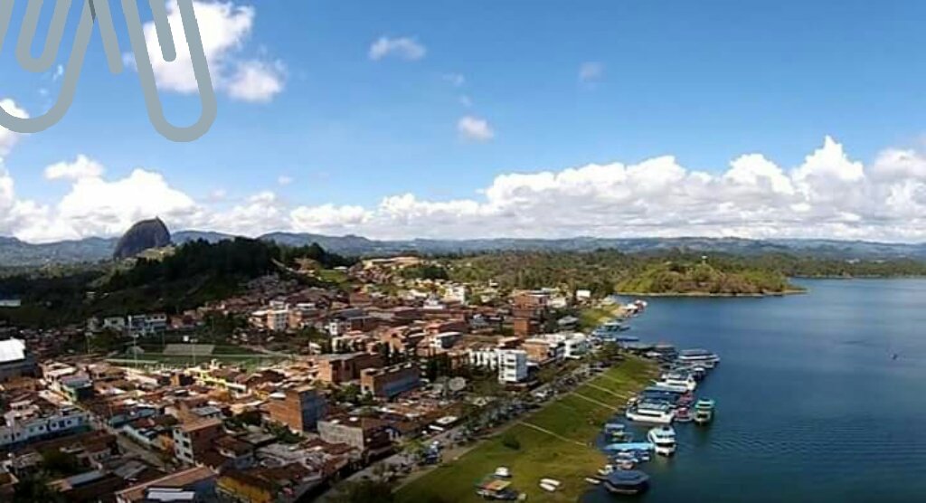 Guatape Antioquia tweet media