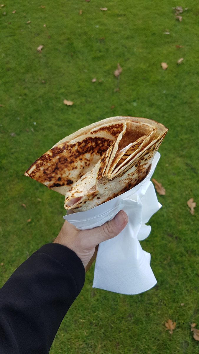 vulpeculauk's tweet photo. Really enjoyed my Eton Mess pancake from @hungrypenguin1 earlier today too :) Great service and quality. https://t.co/H1ZDokWdbu