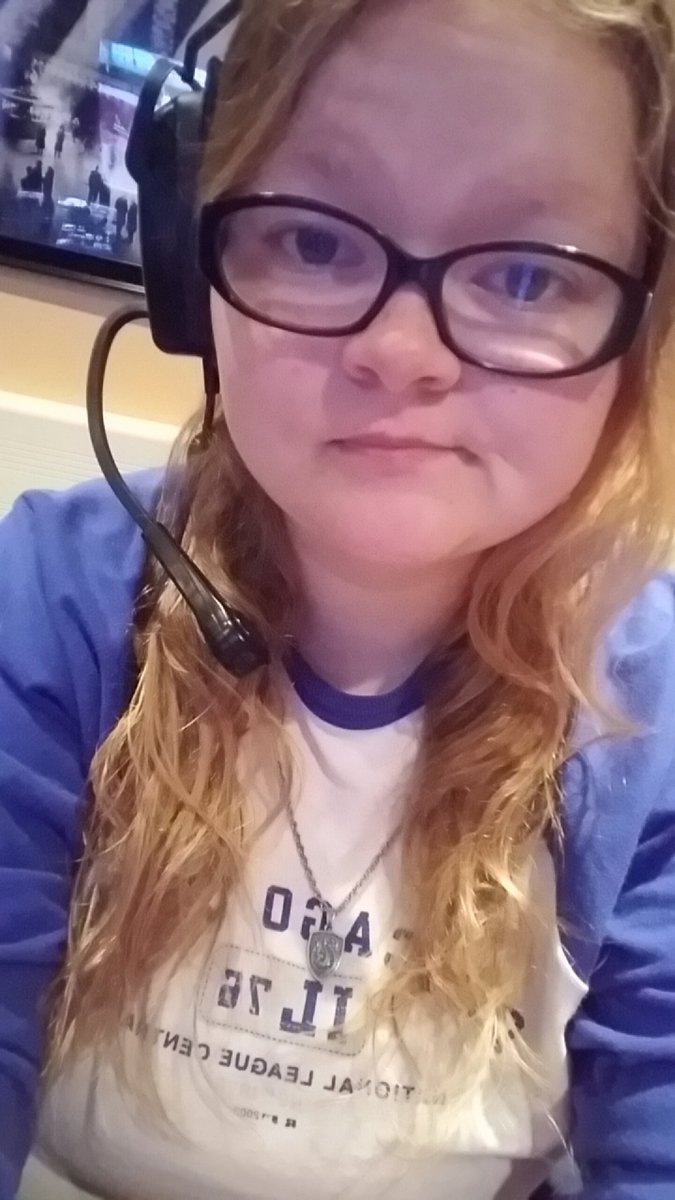 jordin_skylar94's tweet image. #HeadsetLife