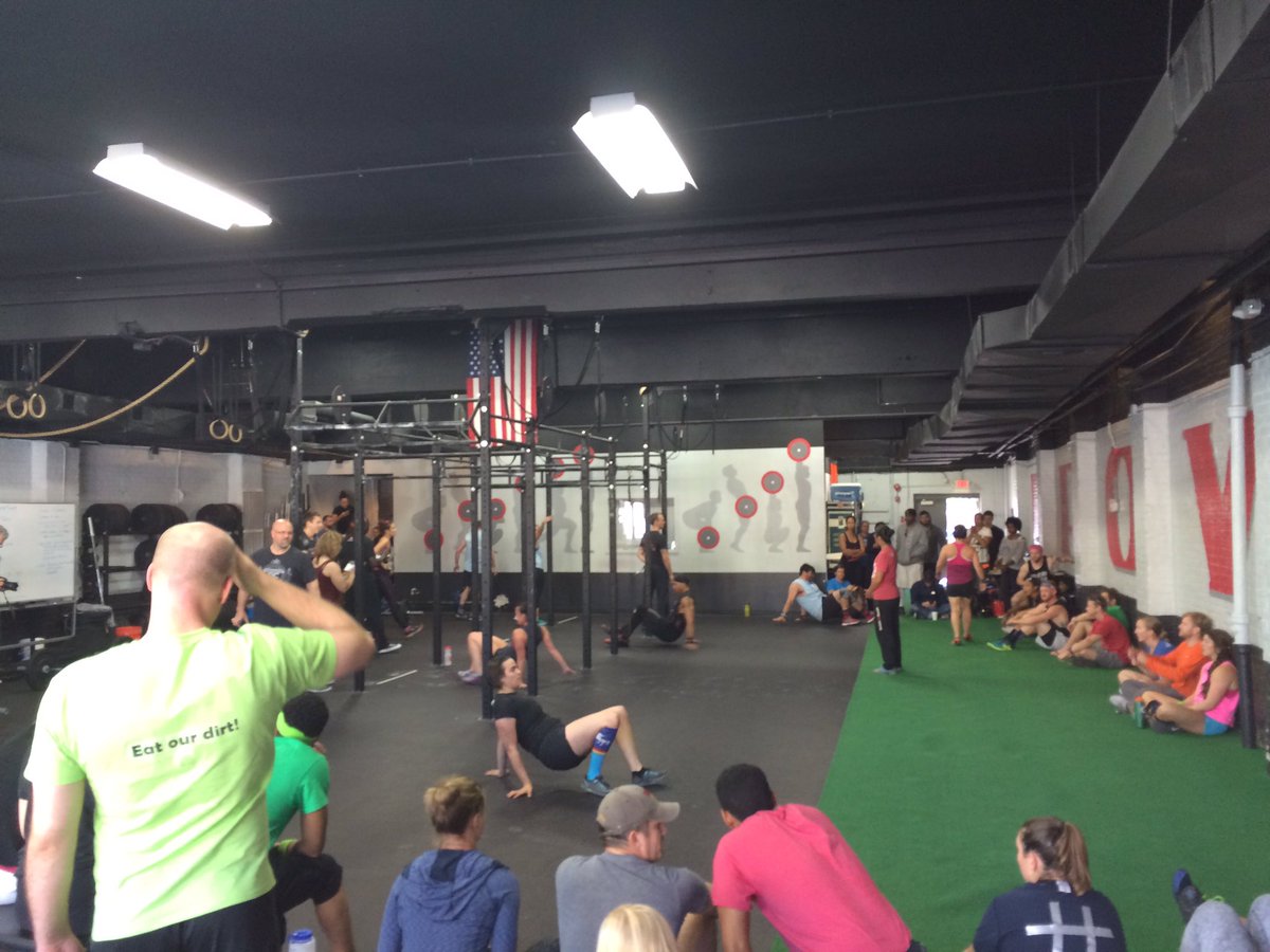 CrossFitDC's tweet photo. Swift vs. Swift - whose crabwalk game would you bet on? @KennaSwift @anthonyrswift #Smackdown2016 https://t.co/wUmpJ5oXO2