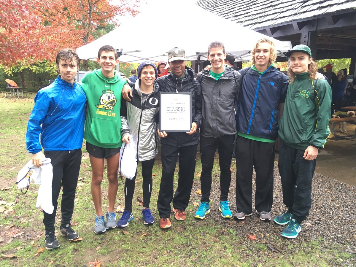 UORunning's tweet image. Club making a killing today at George Fox! Women 4th, Men 1st with 6 in top 10!! And we all pushed a van out of the mud. Great day